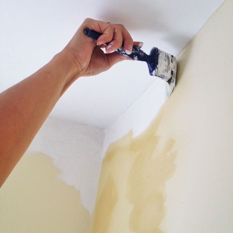 Crown Walls & Ceilings Stain Block Primer 750ml White